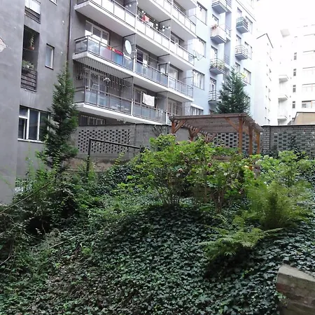 Rybna 24